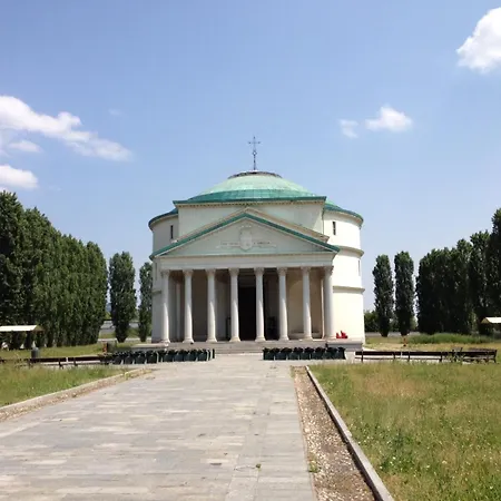 L'appartamento Sul Parco - Peaceful Stay, Stunning View & Free Parking Turin