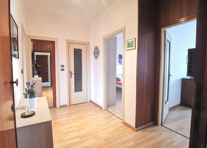 L'appartamento Sul Parco - Peaceful Stay, Stunning View & Free Parking