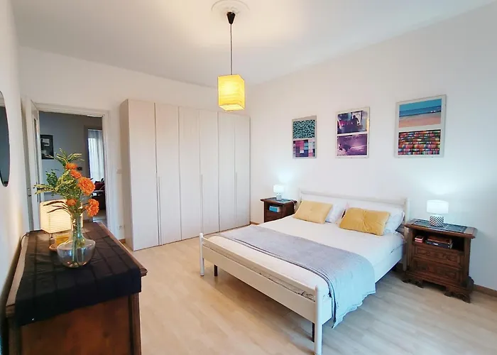 L'appartamento Sul Parco - Peaceful Stay, Stunning View & Free Parking Apartment Turin