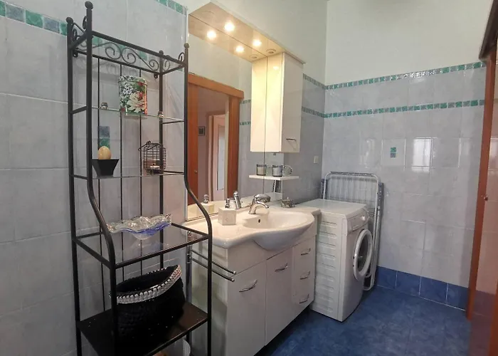 Apartment L'appartamento Sul Parco - Peaceful Stay, Stunning View & Free Parking Turin