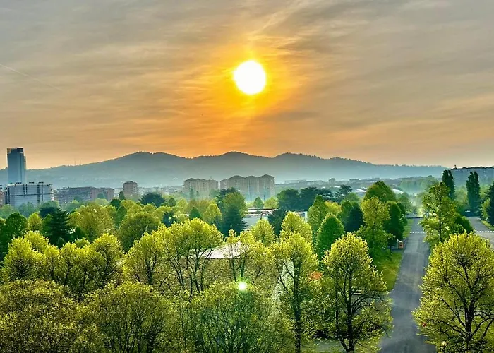 L'appartamento Sul Parco - Peaceful Stay, Stunning View & Free Parking *